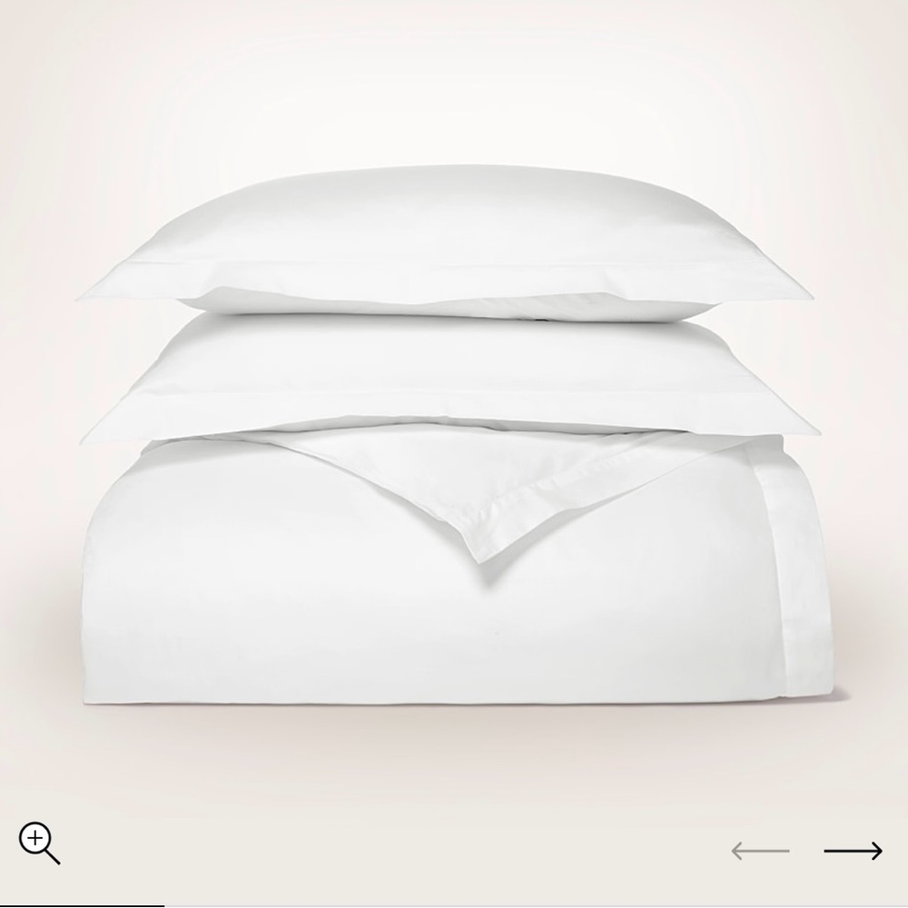 Boll and Branch Signature Hemmed Duvet Set, King size.